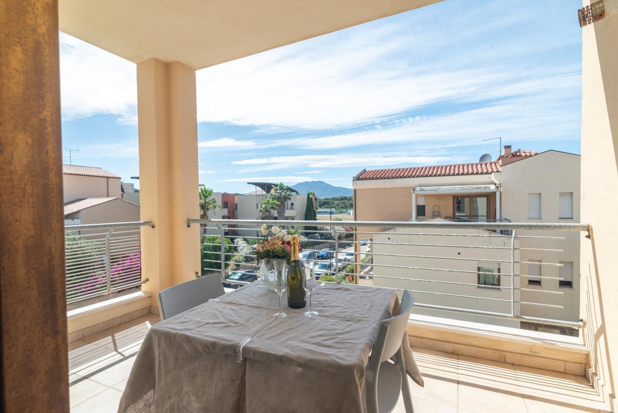 Topazio Apartment *